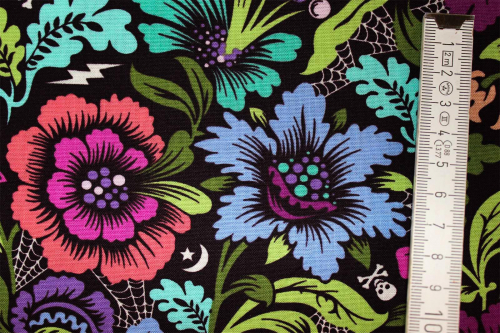 Designer-Baumwollstoff Nightshade deja vu – Spider Blossom(10 cm)